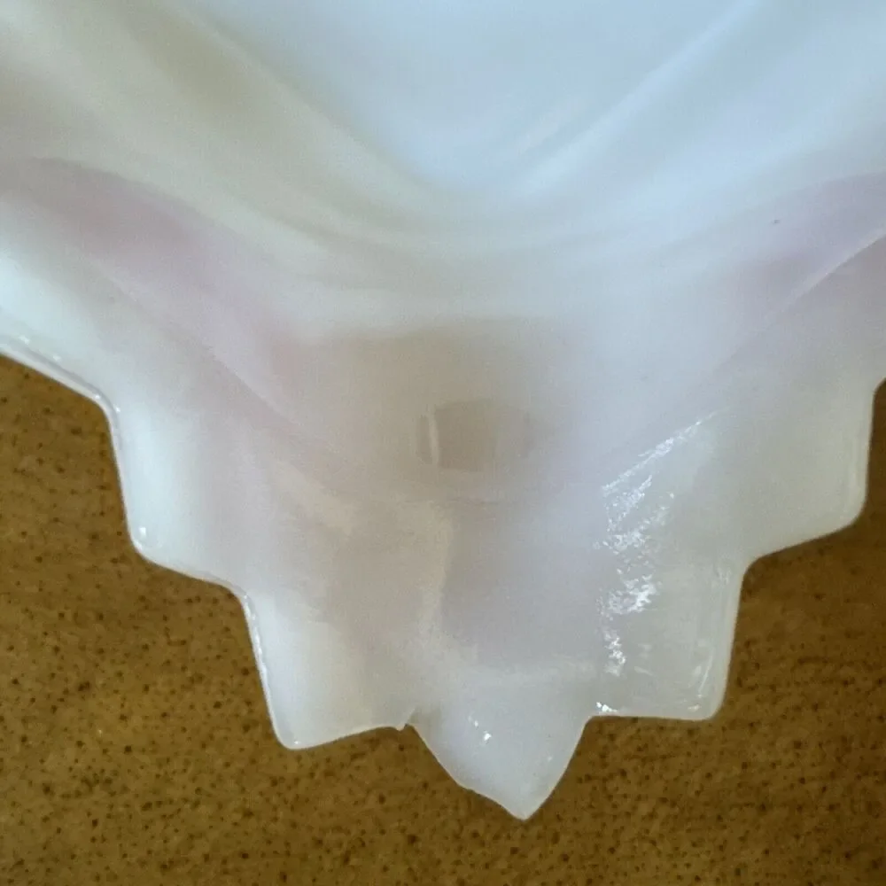 Indiana Glass Company White Glass Diamond Point‎ Square Pink Ruffle Candy Dish